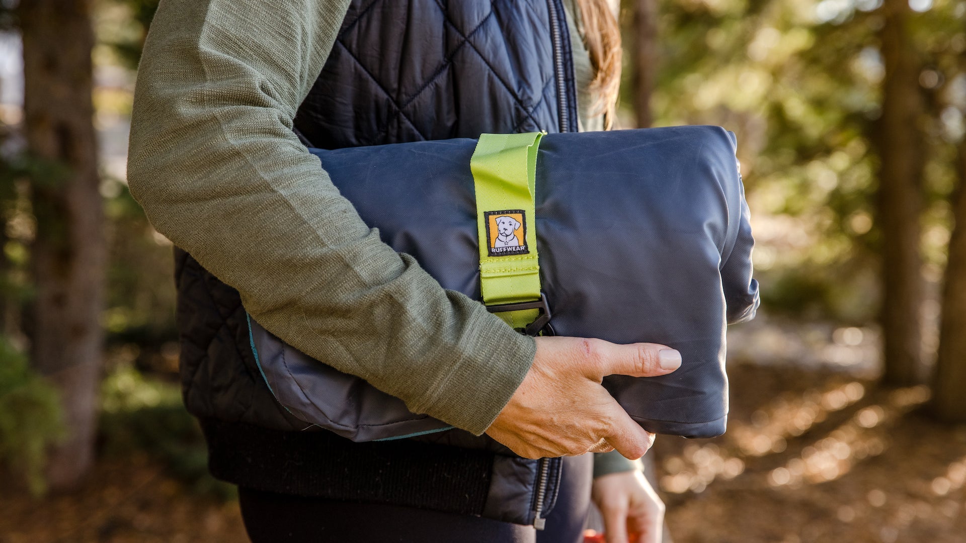 Mt. Bachelor Pad Portable Dog Camping Bed Ruffwear