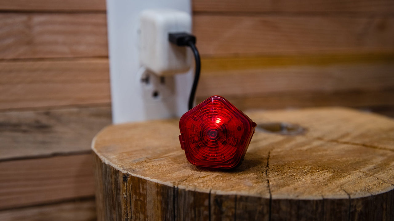 WATERPROOF & USB RECHARGEABLE