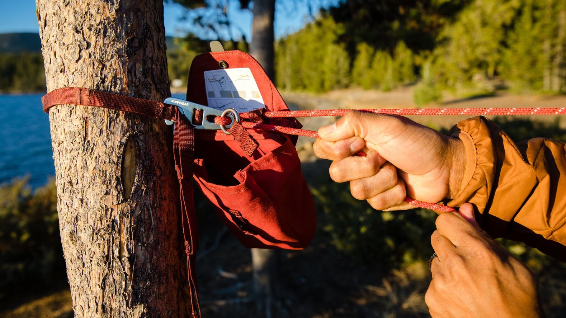 Knot a Hitch Dog Tether For Camping Ruffwear